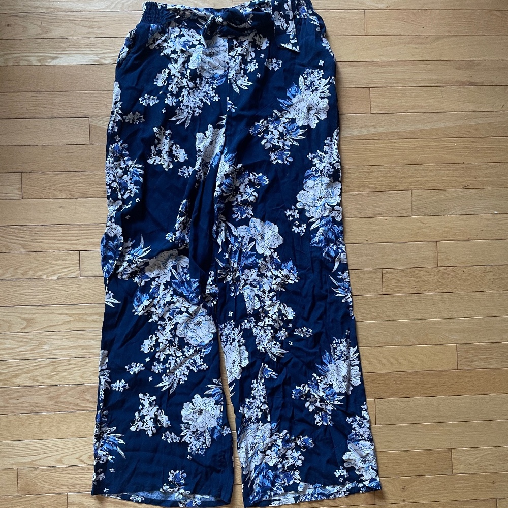 Brand New One by Chapter One Women’s Floral Pull-On Pant